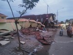 Почти 100 человек стали жертвами землетрясения в Индонезии